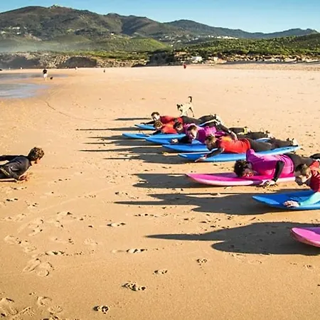 Family 5min Away From Guincho 펜션 카스카이스