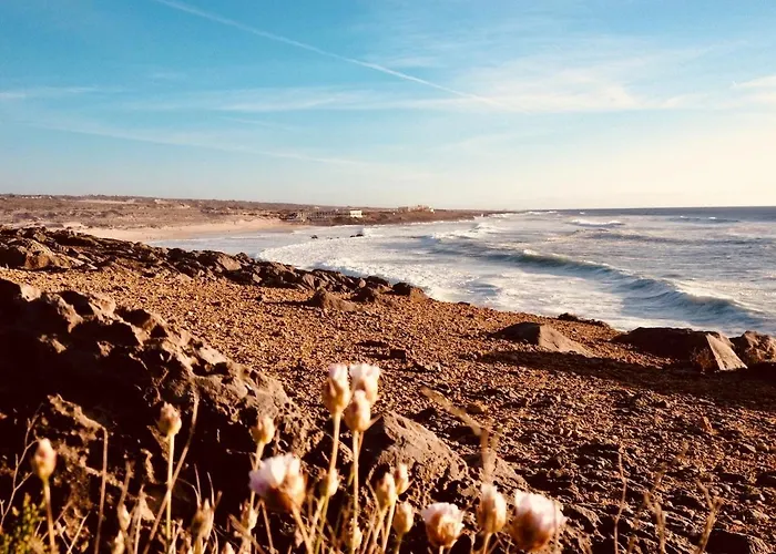 Дом отдыха Family 5min Away From Guincho Кашкайш